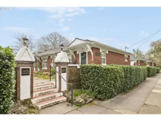 Photo #1: 318682185 Listing 