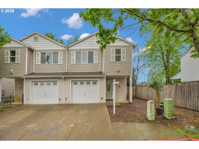 MLS: 318719628 Condo For Sale