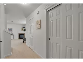 Photo #2: 318719628 Listing 