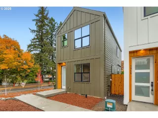 Photo #1: 318944708 Listing 