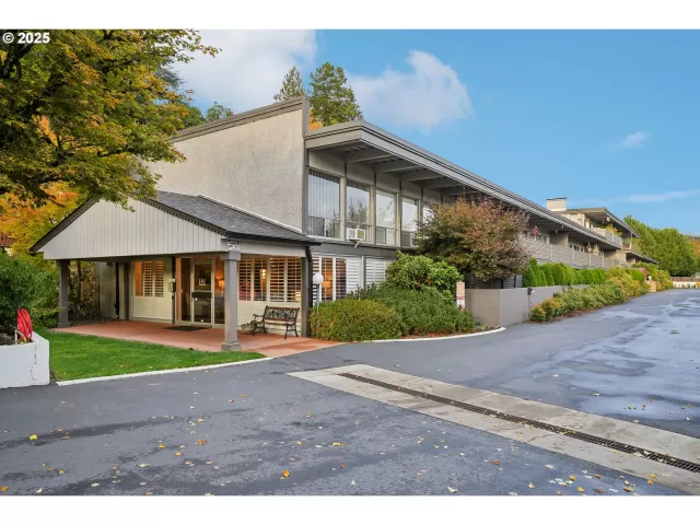 MLS: 319457305 Condo For Sale