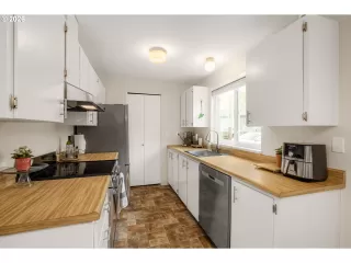 Photo #6: 319690627 Listing 