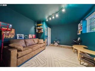 Photo #1: 320186031 Listing