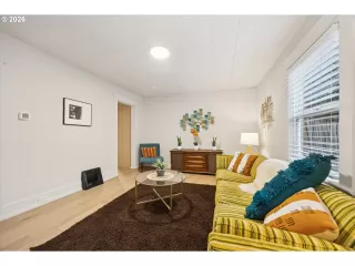 Photo #5: 320289745 Listing 