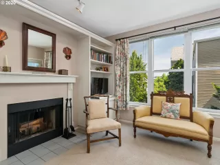 Photo #5: 320618359 Listing 