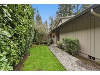 Photo #4: 320622318 Listing 