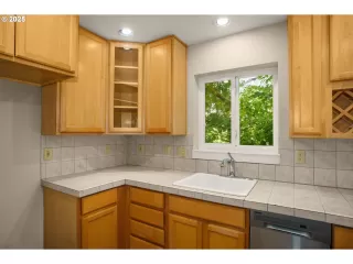 Photo #1: 320781882 Listing 