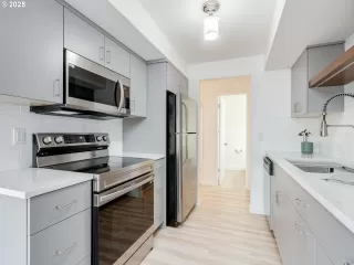 Click for more information on MLS # 320941076 : 306 NE 85TH ST 1A More Details about MLS # 320941076 : 306 NE 85TH ST 1A