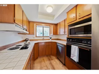 Photo #4: 321219978 Listing 