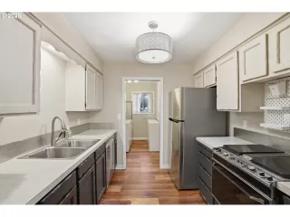 Photo #3: 321232002 Listing 