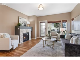 Photo #2: 321403899 Listing 