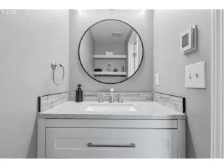 Photo #2: 321844011 Listing 