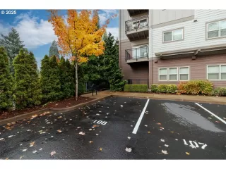 Photo #2: 322016717 Listing