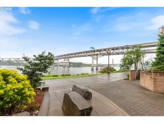 Photo #2: 322301114 Listing