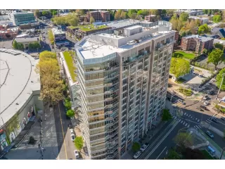 Photo #4: 323323893 Listing