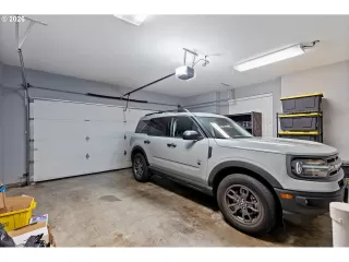 Photo #5: 324317973 Listing 