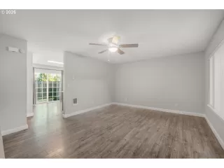 Photo #1: 324424789 Listing