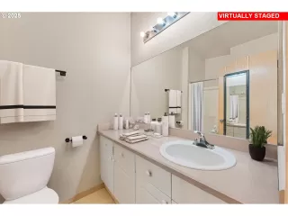 Photo #4: 324479445 Listing