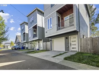 Primary Photo for MLS#: 324568984