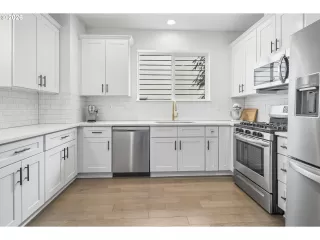 Photo #4: 324568984 Listing 