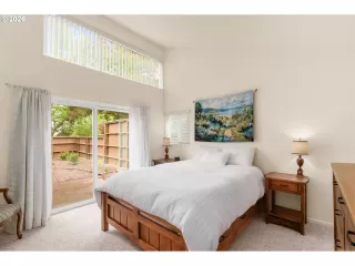 Photo #5: 324731515 Listing