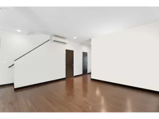 Photo #5: 325525646 Listing 