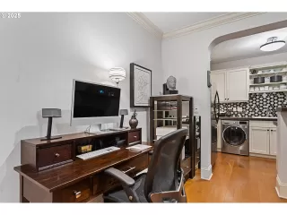 Photo #3: 325873382 Listing