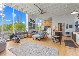 Photo #6: 326514070 Listing 