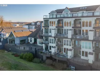 Photo #2: 326919513 Listing 