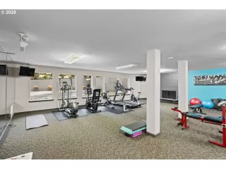 Photo #5: 327364459 Listing 