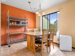 Photo #2: 327611965 Listing 