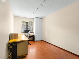 Photo #5: 327611965 Listing 