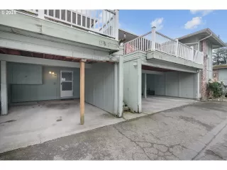 Photo #1: 328624517 Listing 