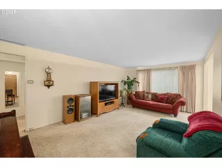 Photo #2: 328624517 Listing 