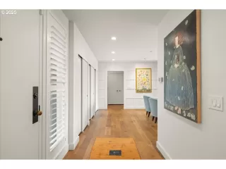 Photo #2: 329008719 Listing 