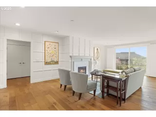 Photo #3: 329008719 Listing 