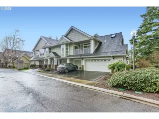 Photo #1: 329337345 Listing