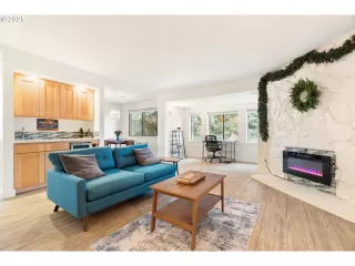 Photo #6: 329613050 Listing 