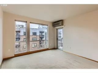 Photo #2: 329844432 Listing 