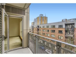 Photo #5: 329844432 Listing 