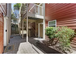 Photo #1: 332194885 Listing 