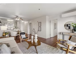 Photo #5: 332194885 Listing 