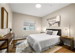 Photo #5: 332372898 Listing 
