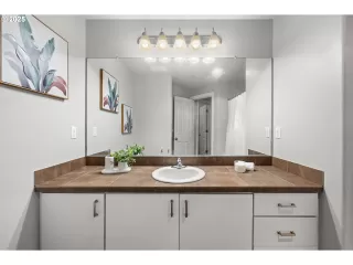 Photo #6: 332372898 Listing 