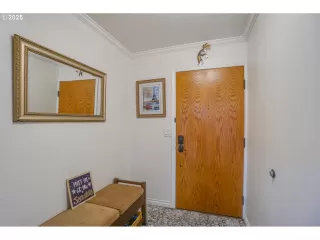 Photo #4: 332864214 Listing