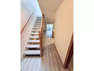 Photo #1: 332940210 Listing 