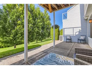 Photo #6: 333640855 Listing