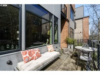 Photo #4: 333938265 Listing 