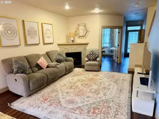 Photo #1: 334119826 Listing 