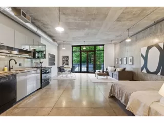 Photo #3: 334937102 Listing 